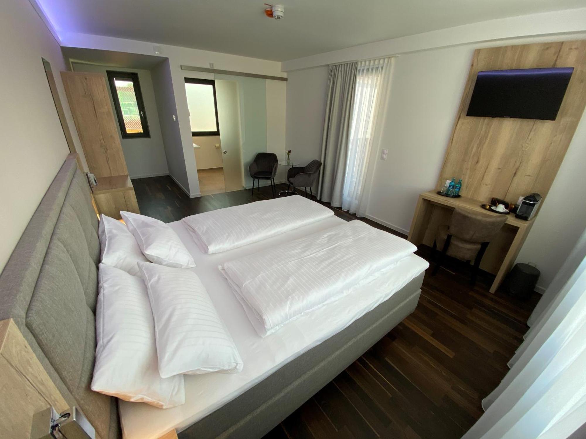 Hotel B4 拉恩河畔林堡 外观 照片